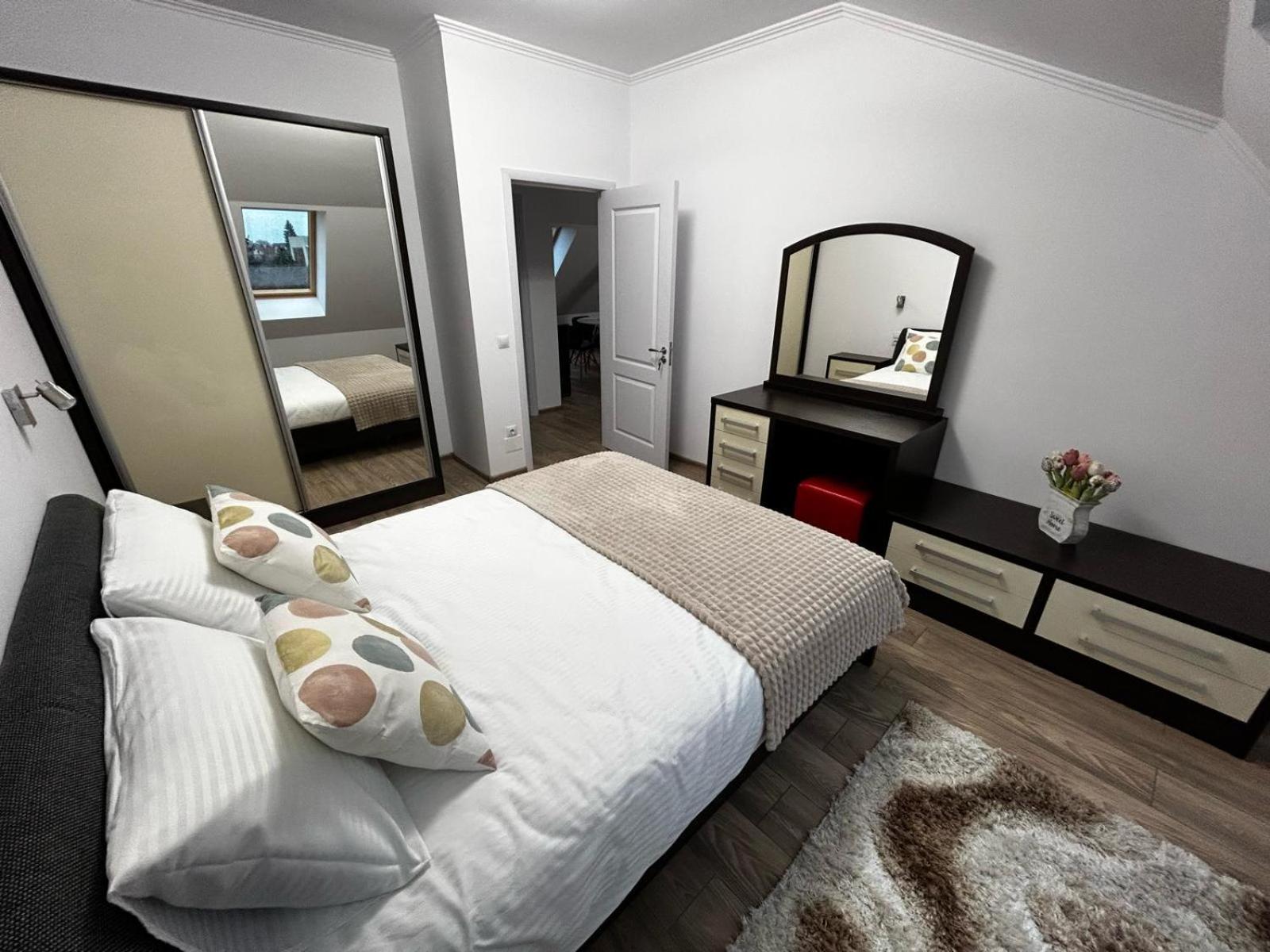 D&M Apartments 2 Сату Маре Екстериор снимка